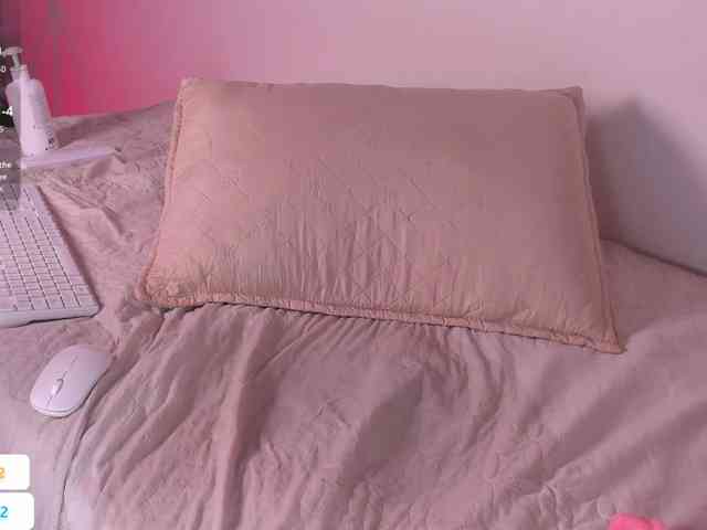 Abby-03 webcam