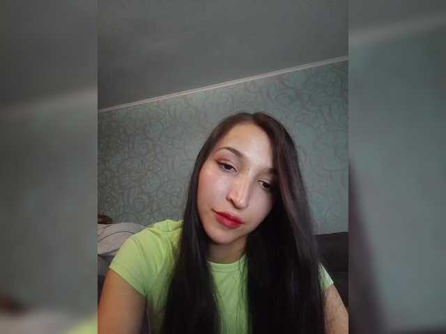 Engellsss live cam on BongaCams