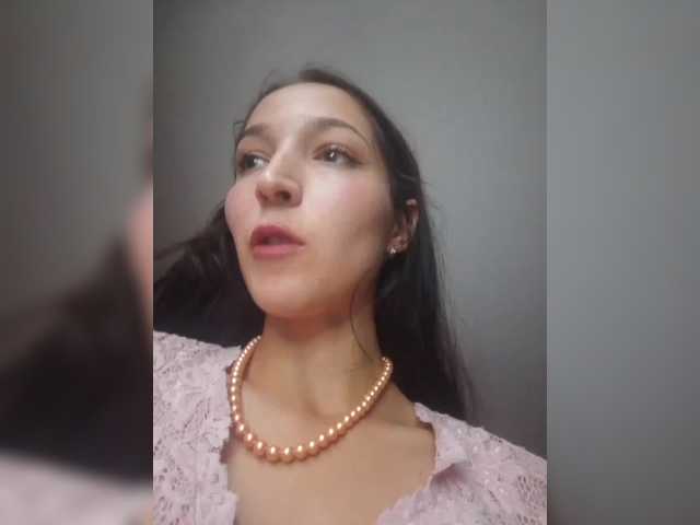 Engellsss live cam on BongaCams