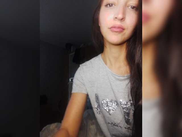 Engellsss live cam on BongaCams