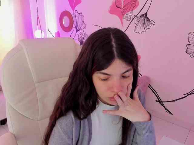 Model: Isabela-Fiorelli