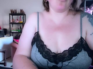 NylonQueen