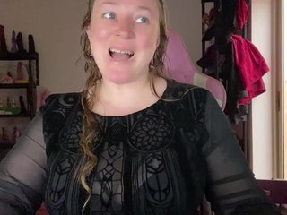 NylonQueen Porn Show