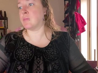 NylonQueen