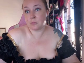 NylonQueen Porn Show