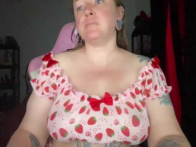 NylonQueen