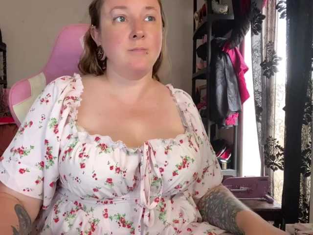 NylonQueen