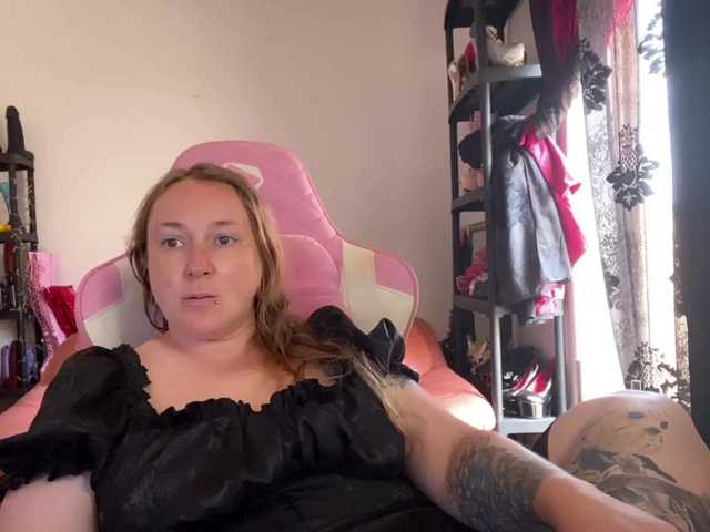NylonQueen