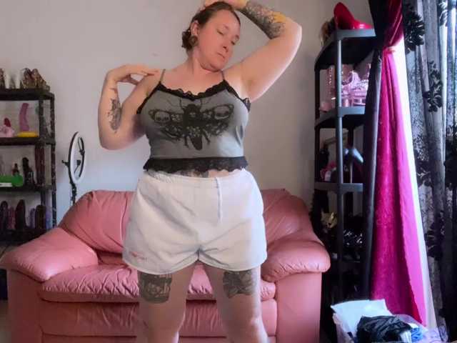 NylonQueen