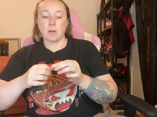 NylonQueen