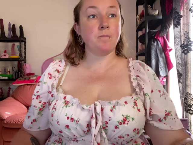 NylonQueen