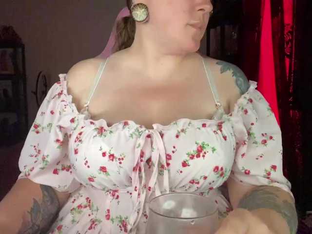 NylonQueen