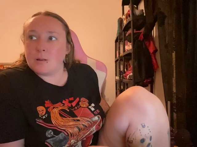 NylonQueen live cam on BongaCams
