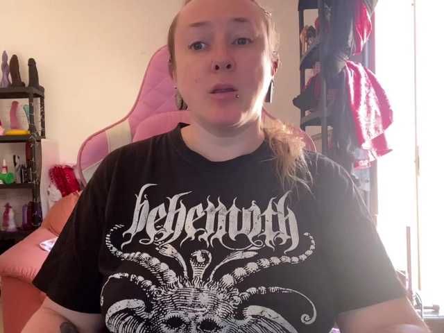 NylonQueen