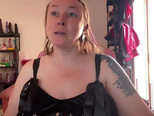 NylonQueen