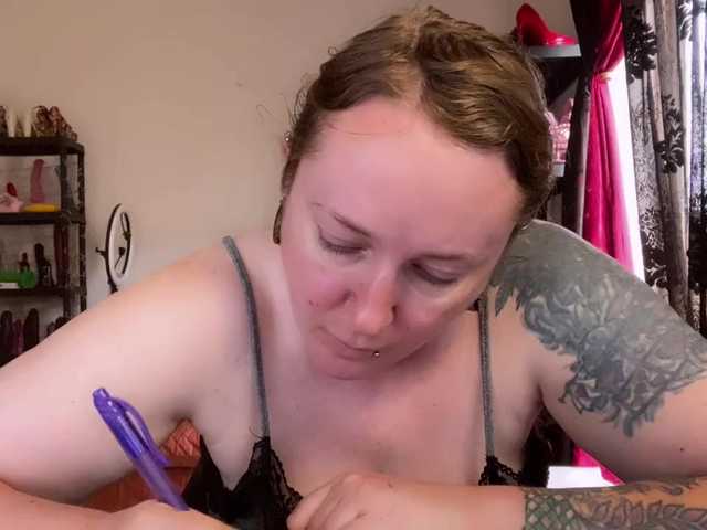 NylonQueen