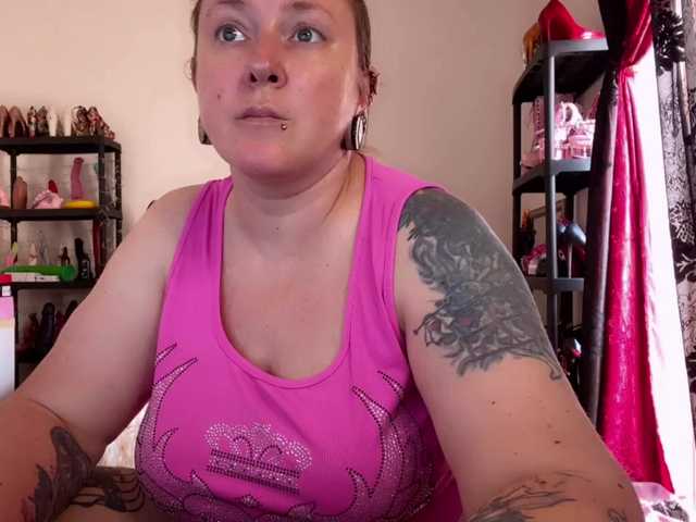 NylonQueen