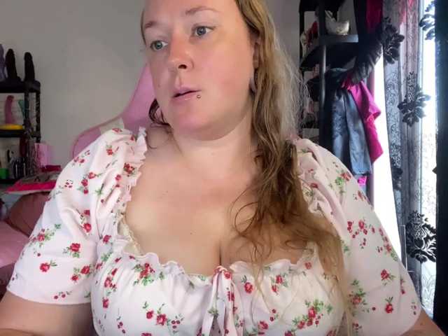NylonQueen