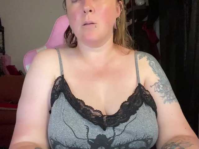 NylonQueen