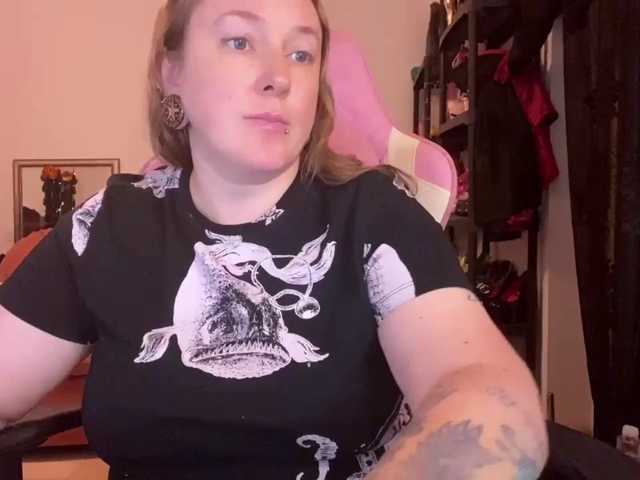 NylonQueen