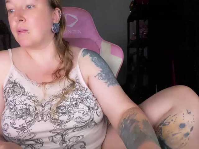 nylonqueen online