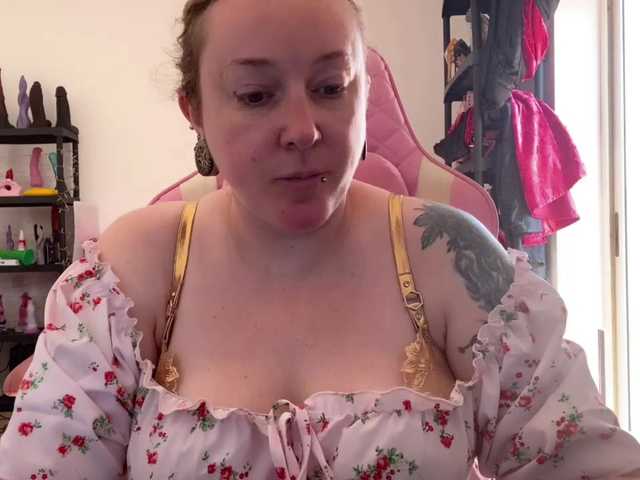 NylonQueen