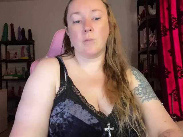 NylonQueen