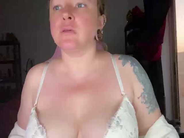 NylonQueen