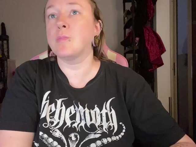 NylonQueen