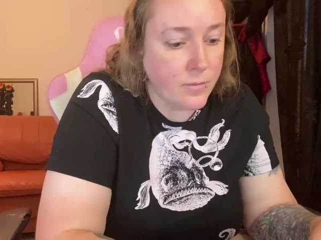 NylonQueen