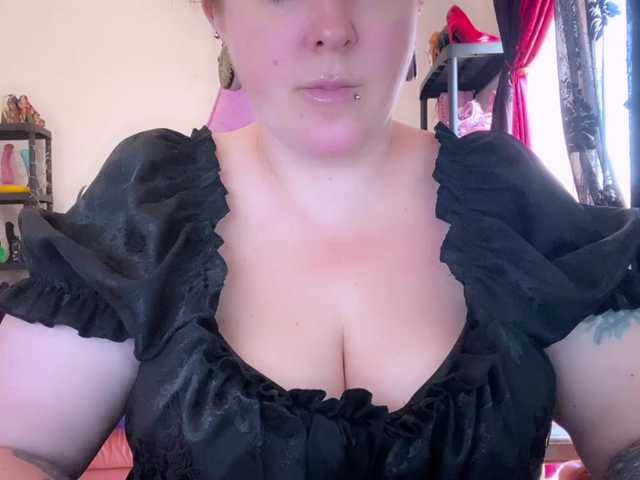 NylonQueen