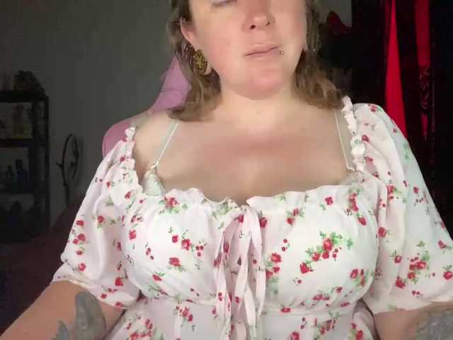 NylonQueen