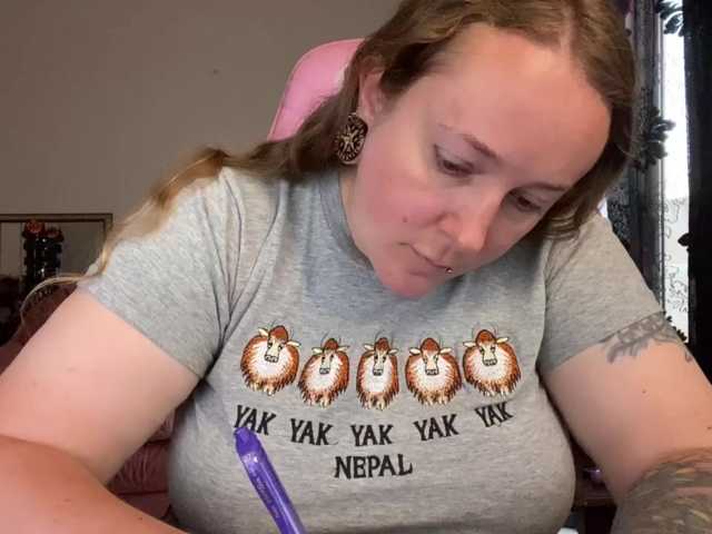 NylonQueen