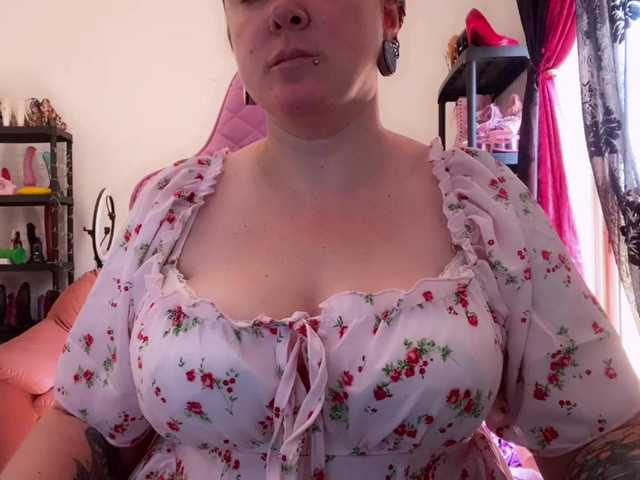 nylonqueen online