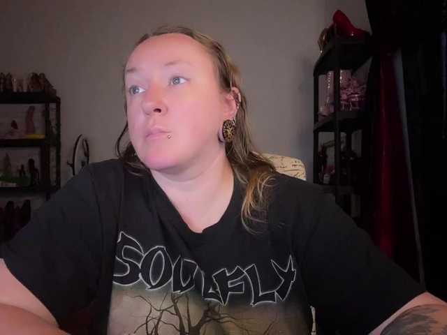 NylonQueen