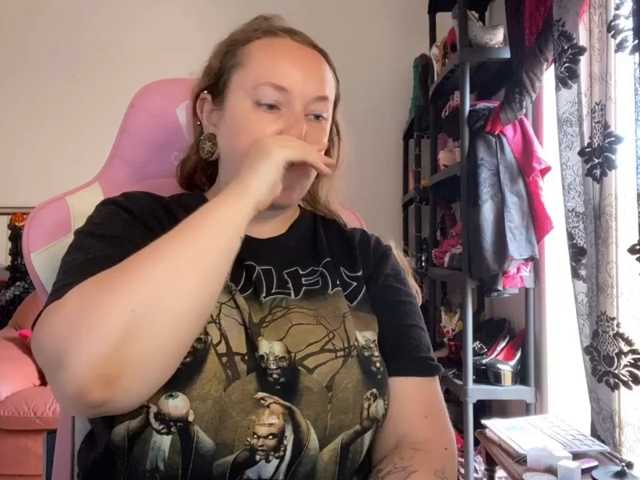NylonQueen