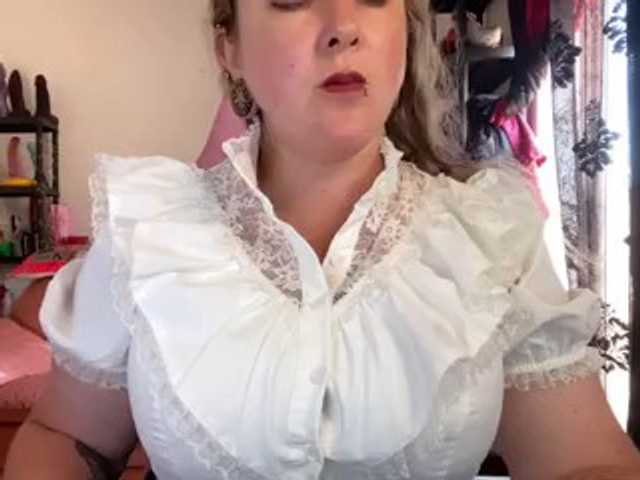 NylonQueen