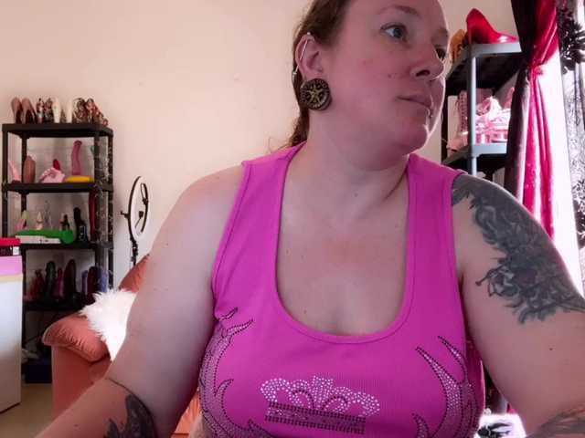 NylonQueen
