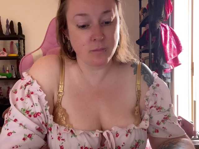 NylonQueen