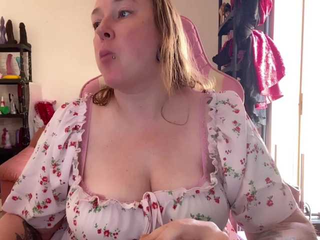 NylonQueen