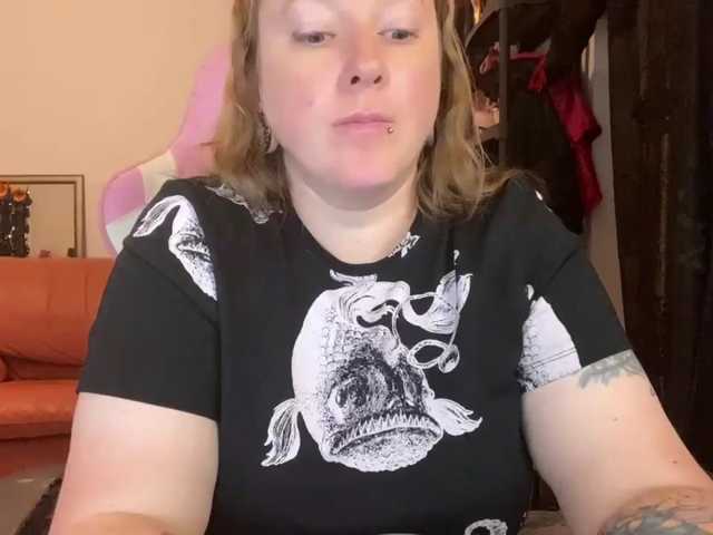 NylonQueen