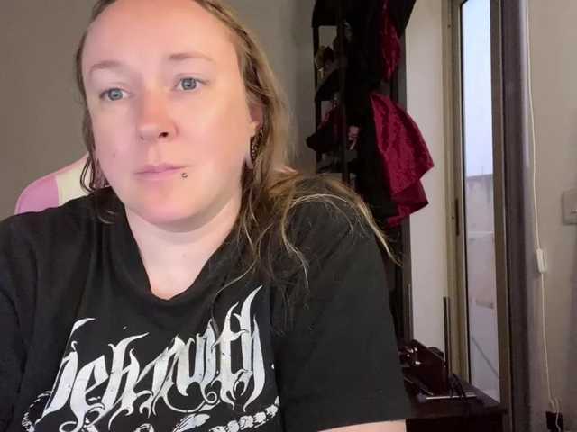 NylonQueen