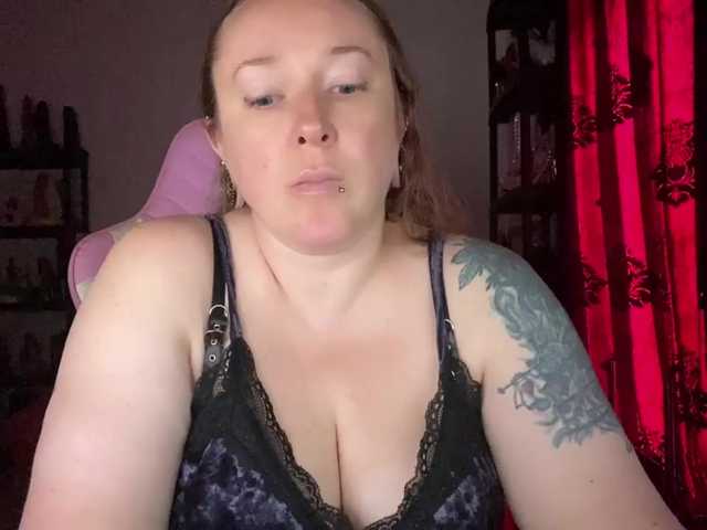 NylonQueen