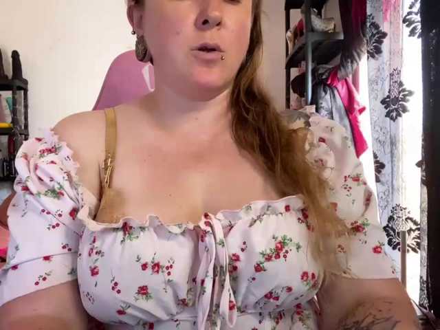 NylonQueen