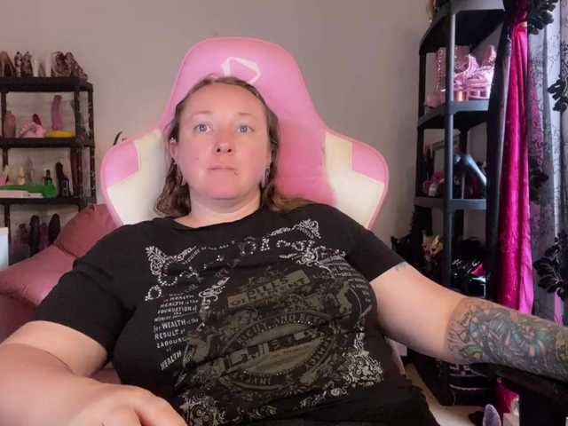 NylonQueen
