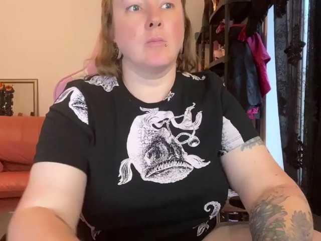 NylonQueen