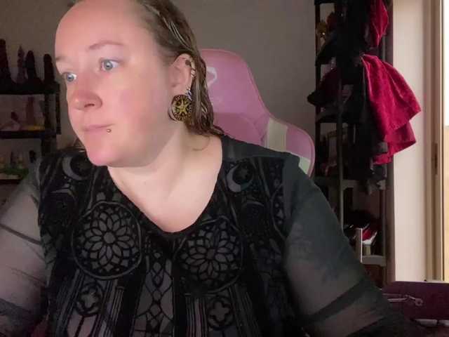 NylonQueen
