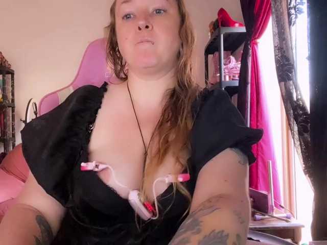 NylonQueen