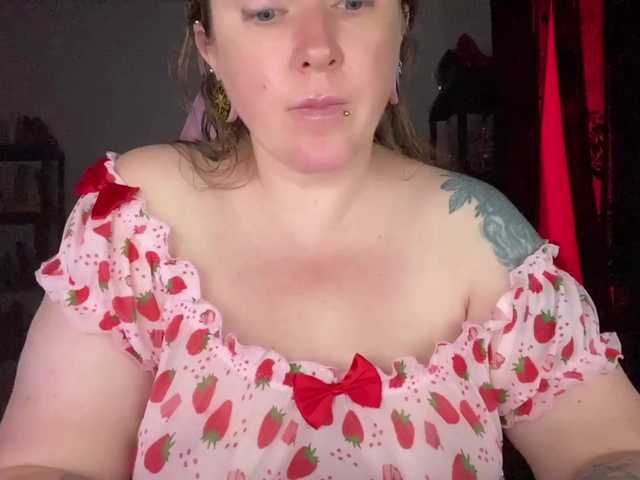 NylonQueen