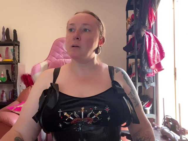 NylonQueen